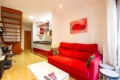 ¡Descubre este encantador dúplex de 46m2, amueblado en el corazón del Casco Viejo de Pamplona!