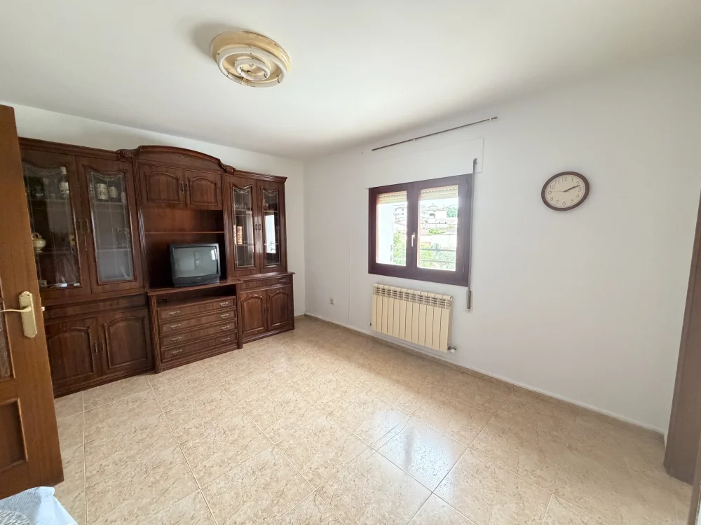 terraza - ¡Casa pareada amueblada en el corazón de Milagro, Navarra!