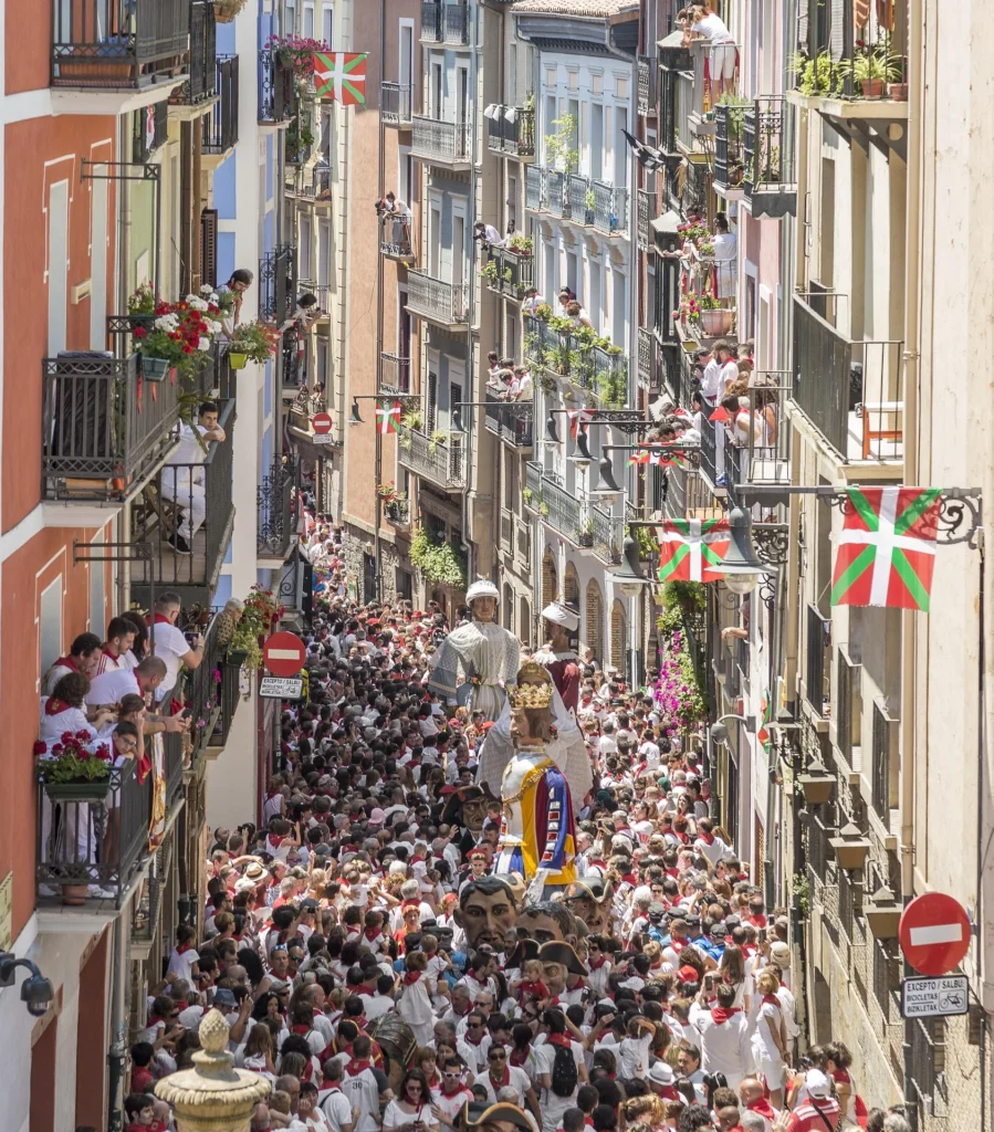 dónde comprar vivienda en Pamplona - Barrios de Pamplona: dónde comprar según tu estilo de vida